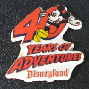 Magnet Disneyland - 40 years of Adventures (01)